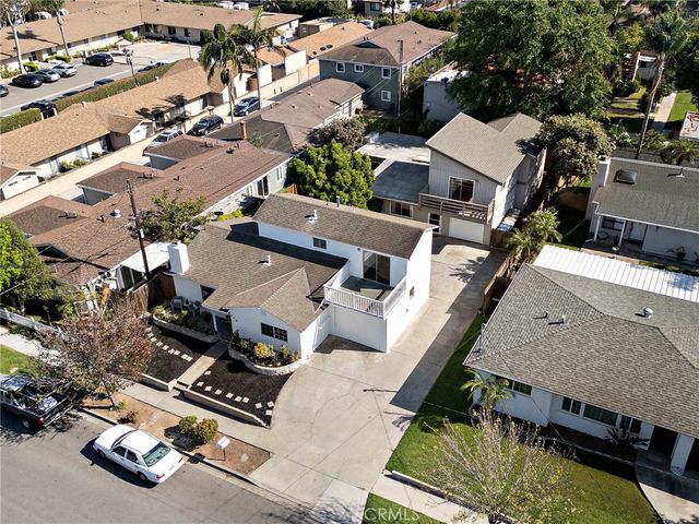 685 Center St., Costa Mesa, CA 92627