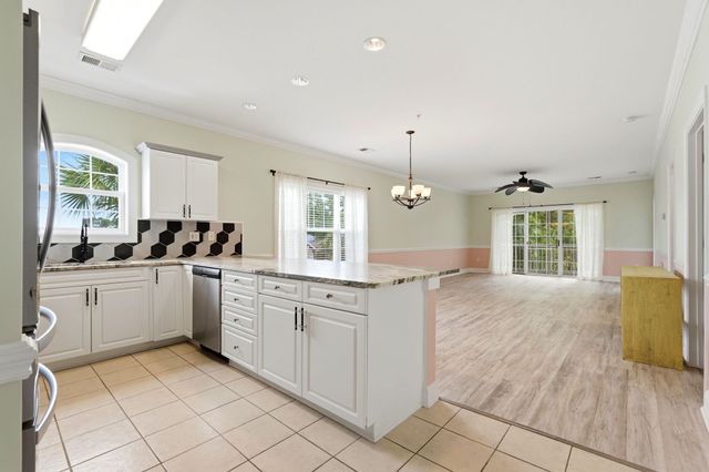 4139 Hibiscus Dr Unit 201, Little River, SC 29566