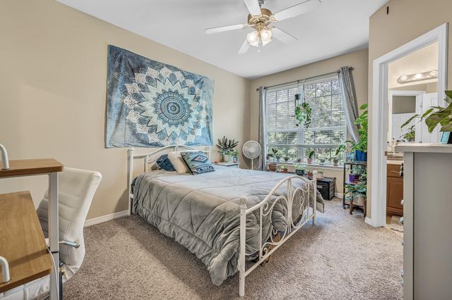 305 Holleman Drive E 1506, College Station, TX 77840