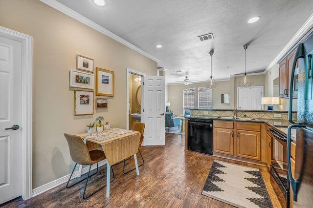 305 Holleman Drive E 1506, College Station, TX 77840