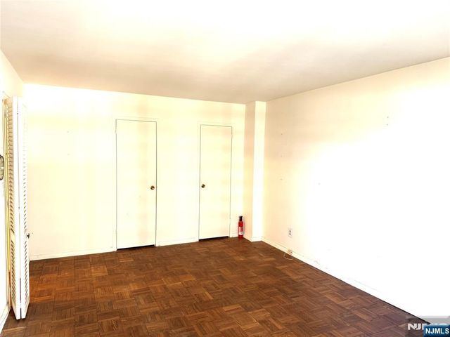 280 S Prospect Avenue 3N, Hackensack, NJ 07601