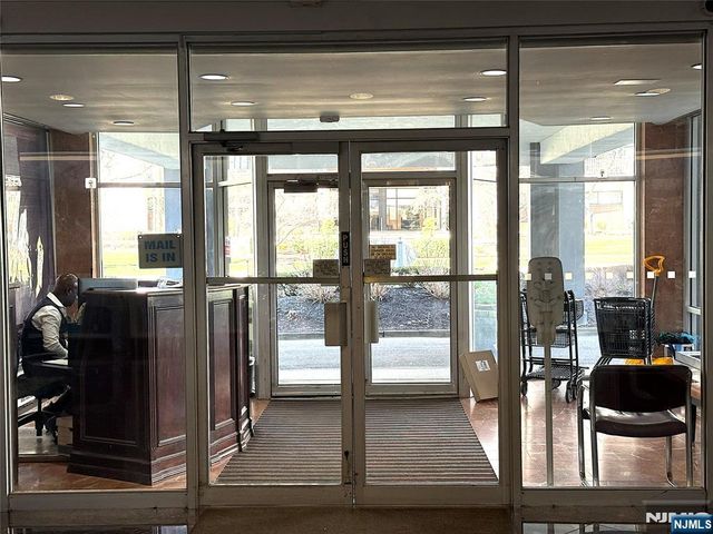 280 S Prospect Avenue 3N, Hackensack, NJ 07601