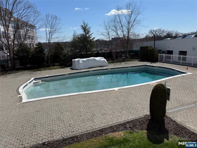 280 S Prospect Avenue 3N, Hackensack, NJ 07601