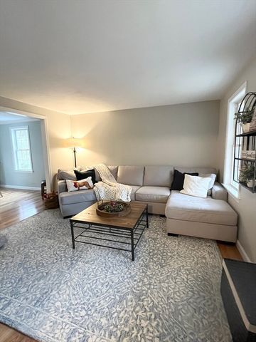 74 Fairview Park Road, Sturbridge, MA 01566