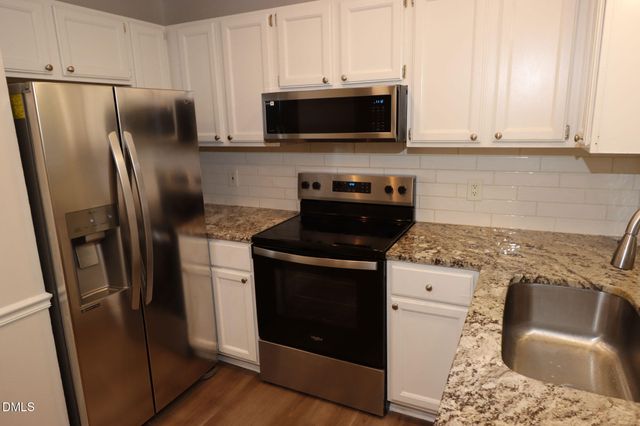 6209 River Landings Drive, Raleigh, NC 27604