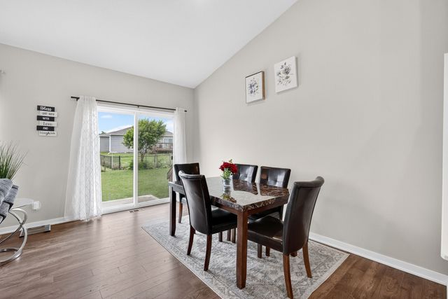 1200 Joshua Drive SE, Bondurant, IA 50035