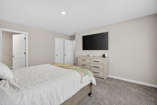 1200 Joshua Drive SE, Bondurant, IA 50035