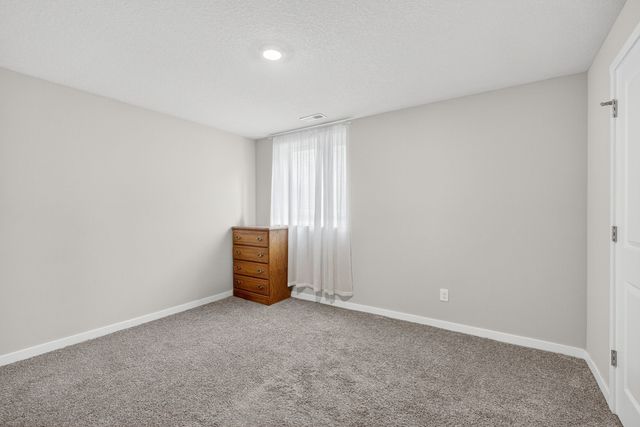 1200 Joshua Drive SE, Bondurant, IA 50035