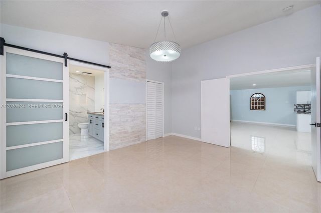 8724 NW 149th Ter, Miami Lakes, FL 33018