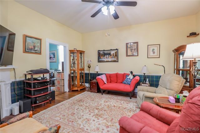 701 Conduit Rd, Colonial Heights, VA 23834
