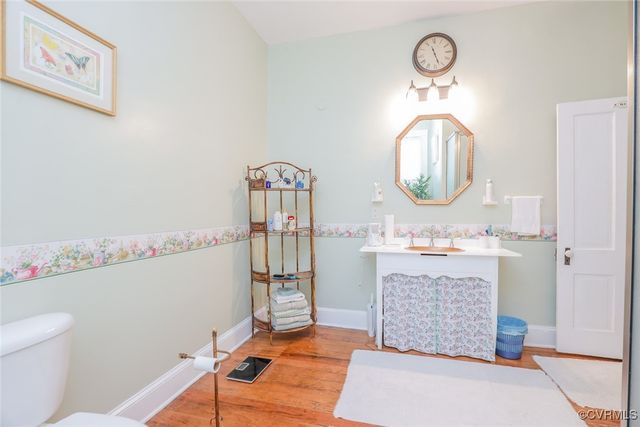 701 Conduit Rd, Colonial Heights, VA 23834