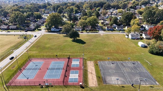 701 Conduit Rd, Colonial Heights, VA 23834