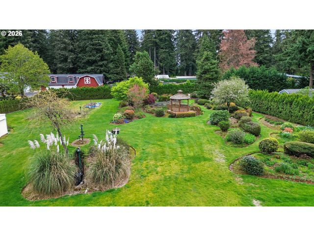 20222 S ATHENS Dr, Oregon City, OR 97045