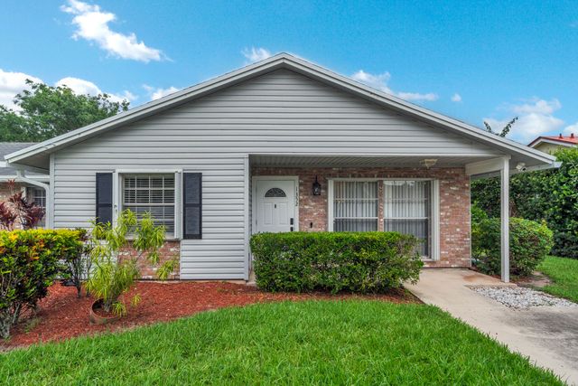 1350 Riverside Circle Unit 2, Wellington, FL 33414