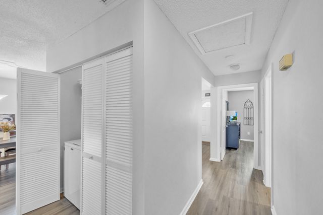 1350 Riverside Circle Unit 2, Wellington, FL 33414