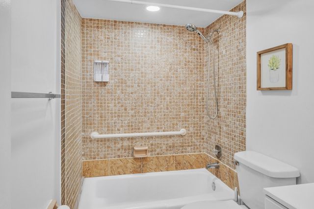 1350 Riverside Circle Unit 2, Wellington, FL 33414