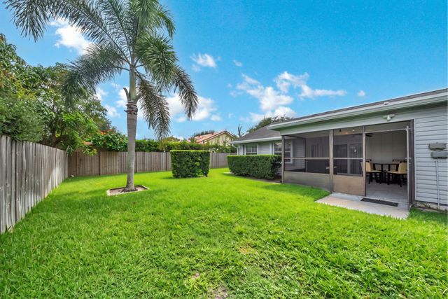 1350 Riverside Circle Unit 2, Wellington, FL 33414