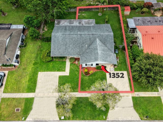 1350 Riverside Circle Unit 2, Wellington, FL 33414