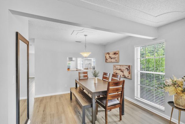 1350 Riverside Circle Unit 2, Wellington, FL 33414