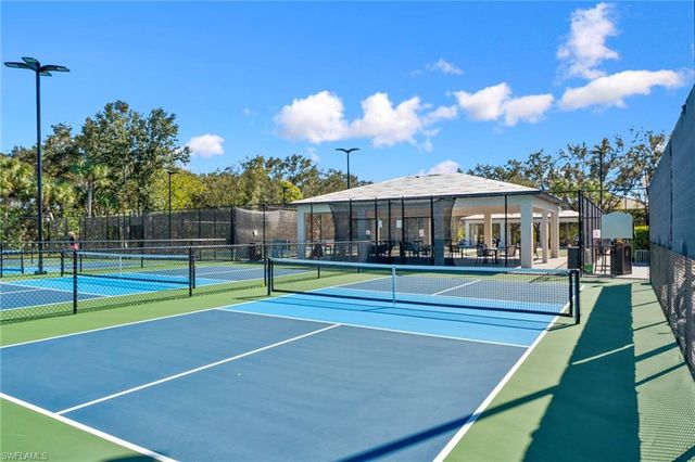 3485 Grand Cypress DR 102, Naples, FL 34119