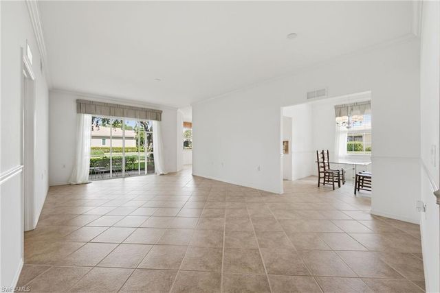 3485 Grand Cypress DR 102, Naples, FL 34119