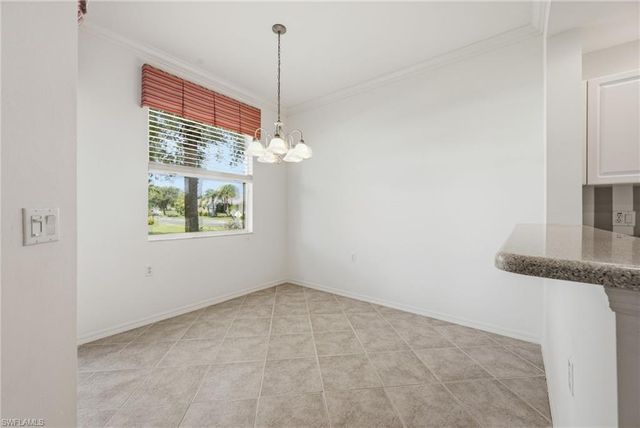 3485 Grand Cypress DR 102, Naples, FL 34119