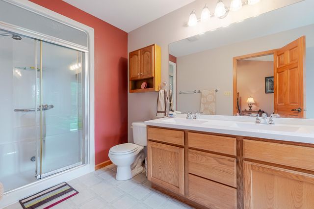 3521 Nell Drive, Valparaiso, IN 46383