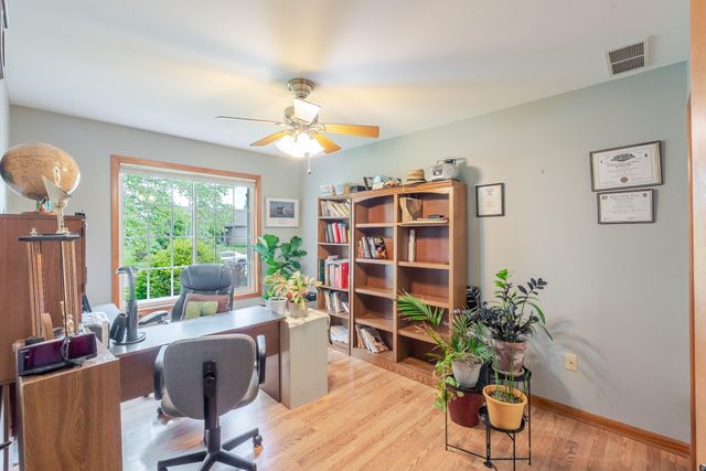 3521 Nell Drive, Valparaiso, IN 46383