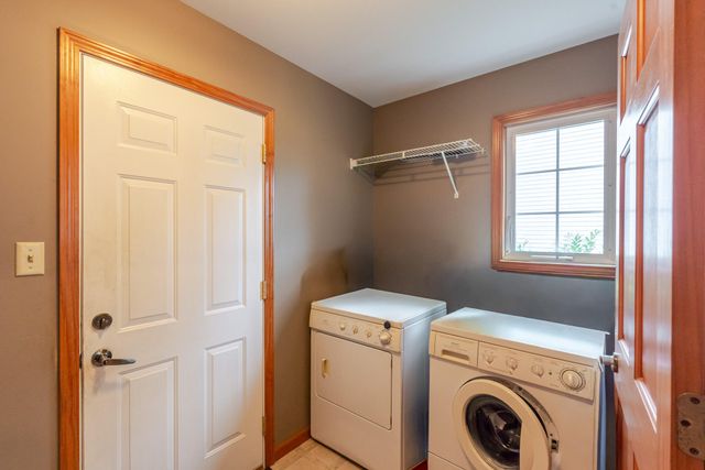 3521 Nell Drive, Valparaiso, IN 46383