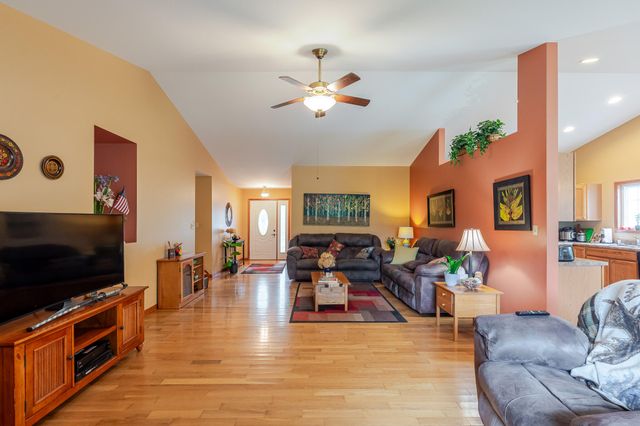 3521 Nell Drive, Valparaiso, IN 46383