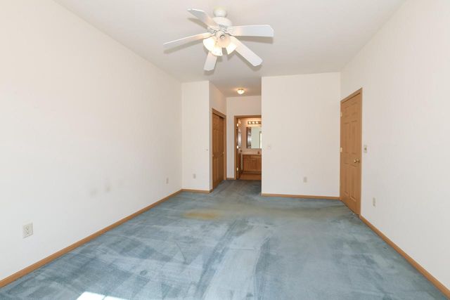 6913 S Rolling Meadows COURT, Oak Creek, WI 53154