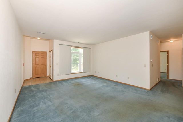 6913 S Rolling Meadows COURT, Oak Creek, WI 53154