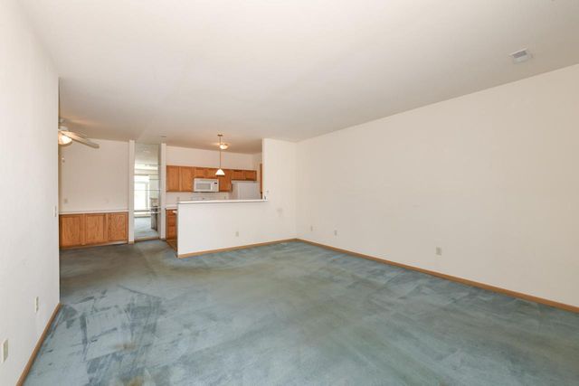 6913 S Rolling Meadows COURT, Oak Creek, WI 53154