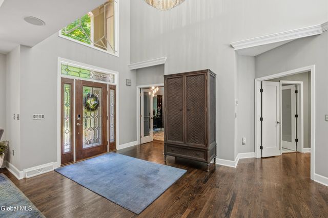 1 Oak Brook Boulevard, Saratoga Springs, NY 12866