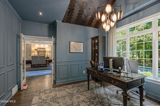 1 Oak Brook Boulevard, Saratoga Springs, NY 12866