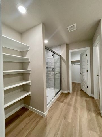 907 W Nursery Road, Rogers, AR 72758