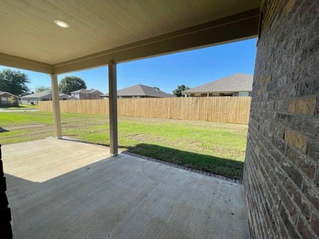 907 W Nursery Road, Rogers, AR 72758