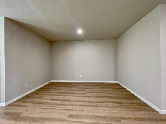 907 W Nursery Road, Rogers, AR 72758