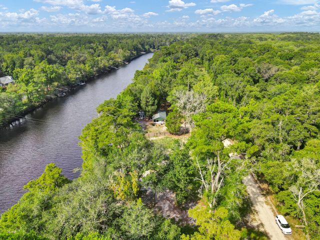 287 Happiness Lane, Ridgeville, SC 29472