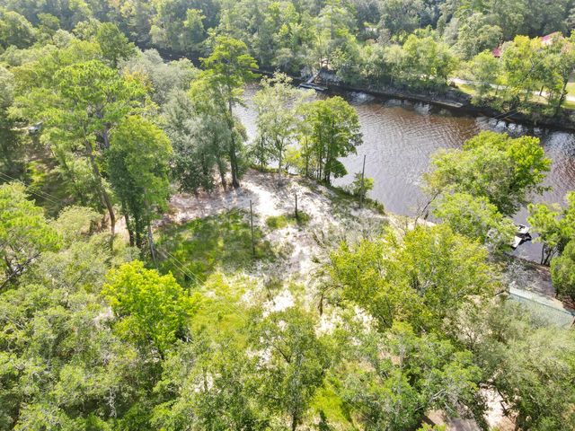 287 Happiness Lane, Ridgeville, SC 29472