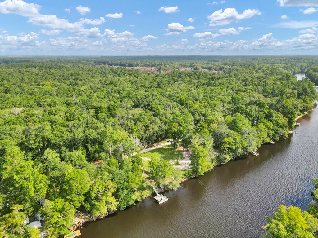 Image 17 of property listing at 287 Happiness Lane, Ridgeville, SC 29472