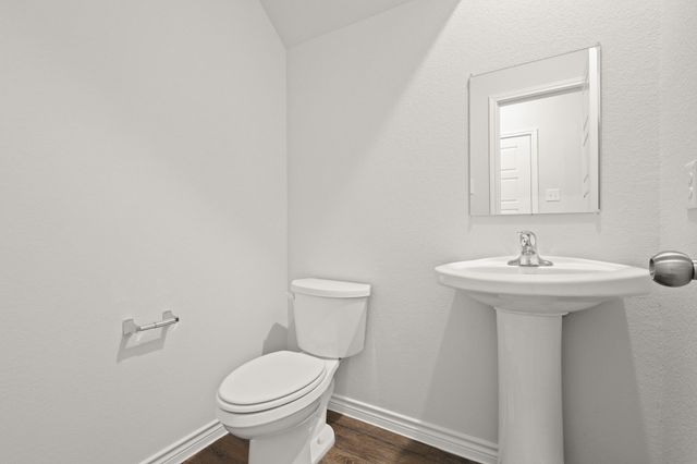 1500 Romans Road, Ennis, TX 75119