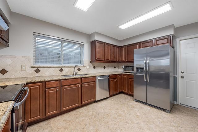 306 Woodvale Dr Drive, League City, TX 77573