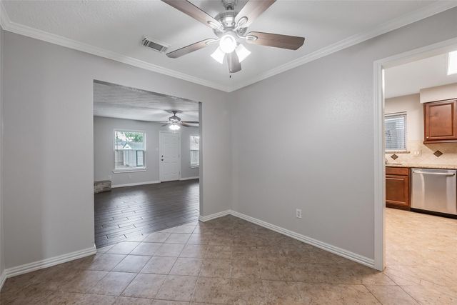 306 Woodvale Dr Drive, League City, TX 77573