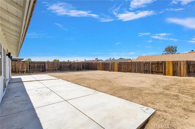 14260 Hillsborough, Victorville, CA 92392