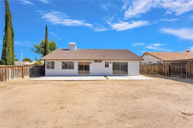 14260 Hillsborough, Victorville, CA 92392