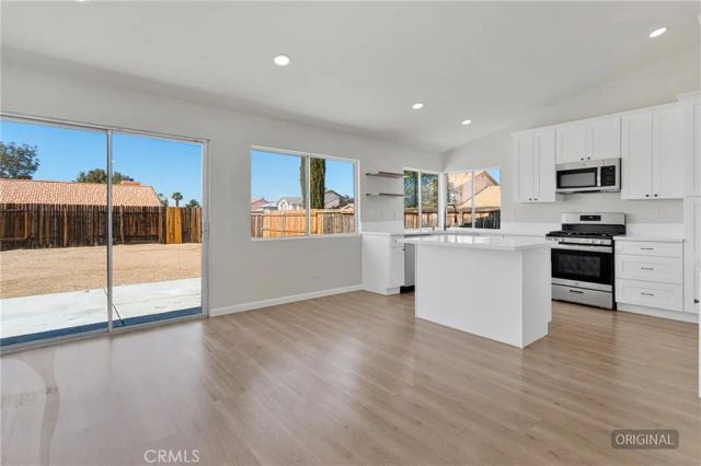 14260 Hillsborough, Victorville, CA 92392