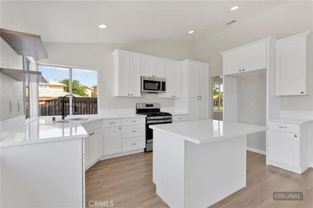 14260 Hillsborough, Victorville, CA 92392