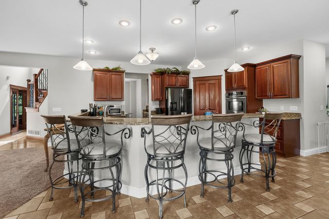 6891 Shallowford Way, Portage City, MI 49024