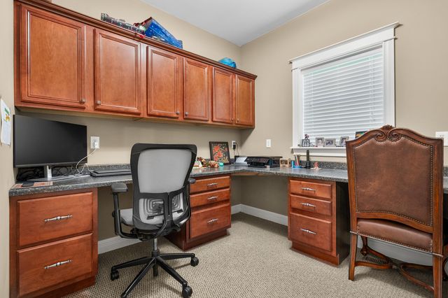 6891 Shallowford Way, Portage City, MI 49024